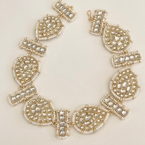 Kundan Pearl Sheesh Phool Matta Patti - Picture 2 of 3